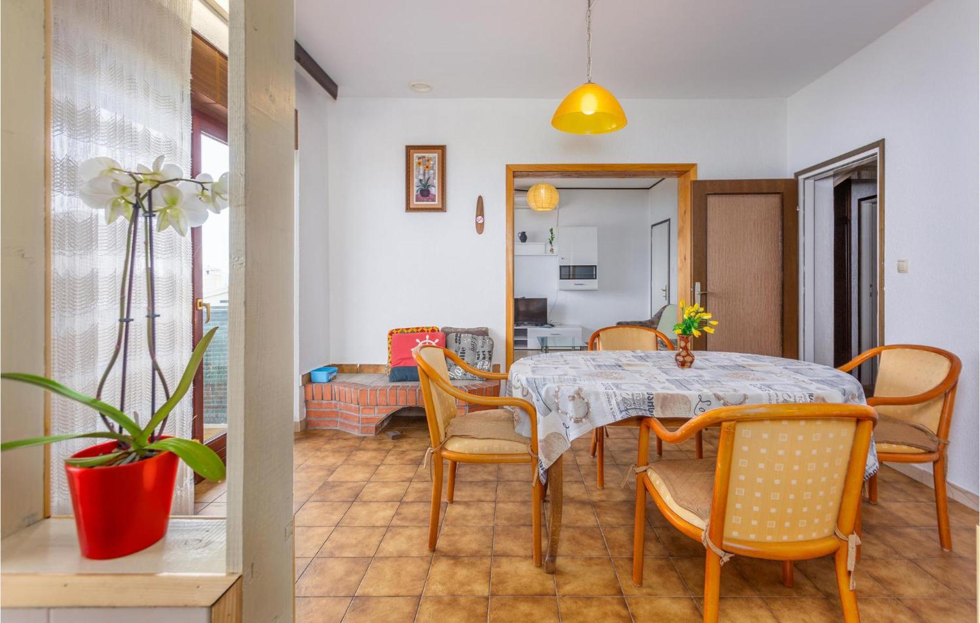 Nice Apartment In Lovran With Kitchen المظهر الخارجي الصورة