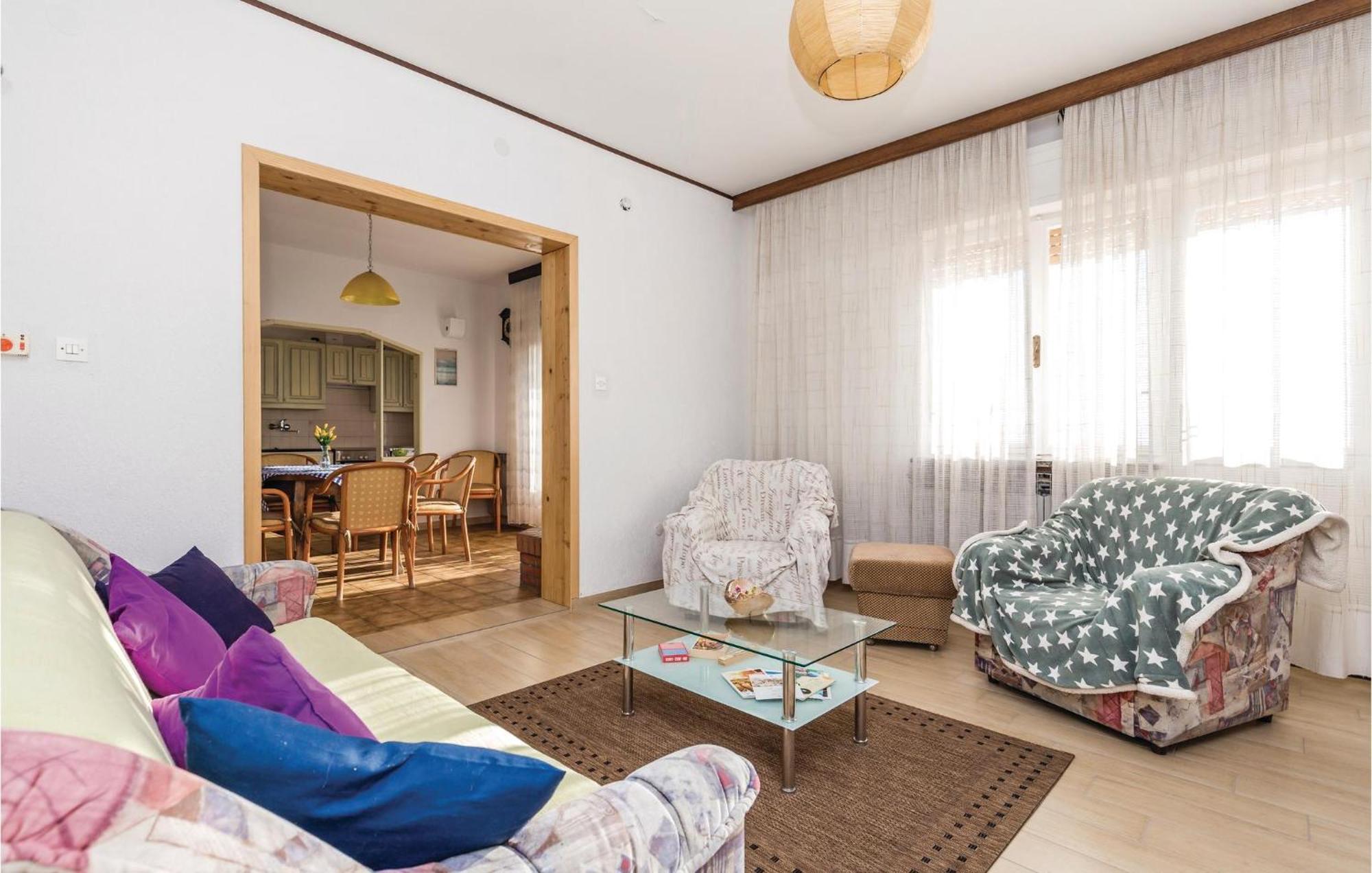 Nice Apartment In Lovran With Kitchen المظهر الخارجي الصورة