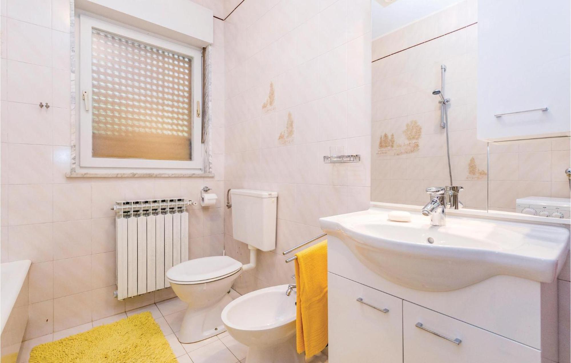 Nice Apartment In Lovran With Kitchen المظهر الخارجي الصورة